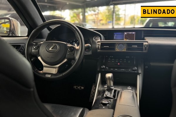 LEXUS IS250 F-SPORT 2.5 V6 24V GASOLINA 4P AUTOMÁTICO 2013/2014